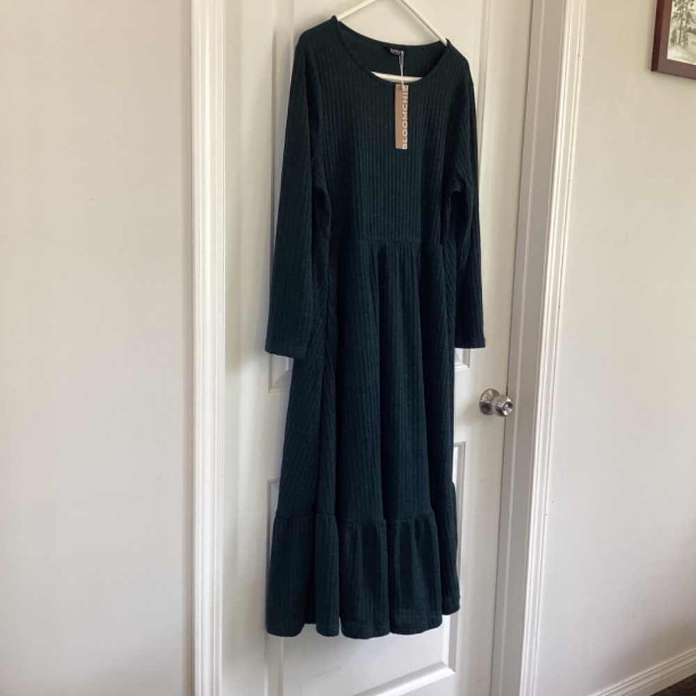 NWT Bloomchic Forest green knit dress size 14-16 - Picture 4 of 4